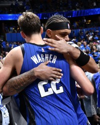 电竞直播-小莫：班凯罗和瓦格纳必须走一个 魔术该用瓦格纳换特雷·杨